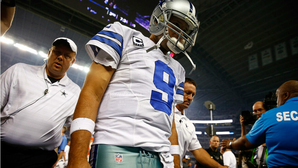 Cowboys Blog - Tony Romo: Cowboys QB To Have Clavicle Plated