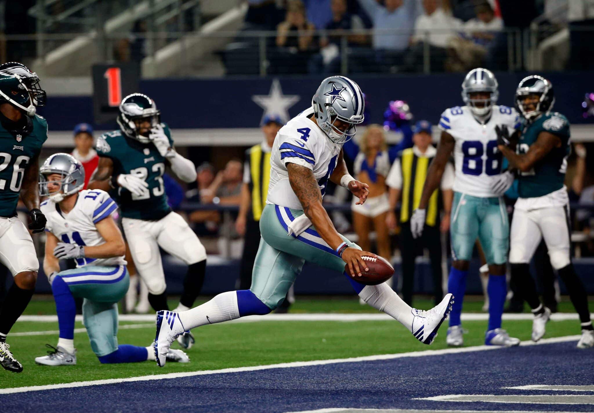 Fate of Cowboys, NFC East may rest on Dak Prescott's shoulder