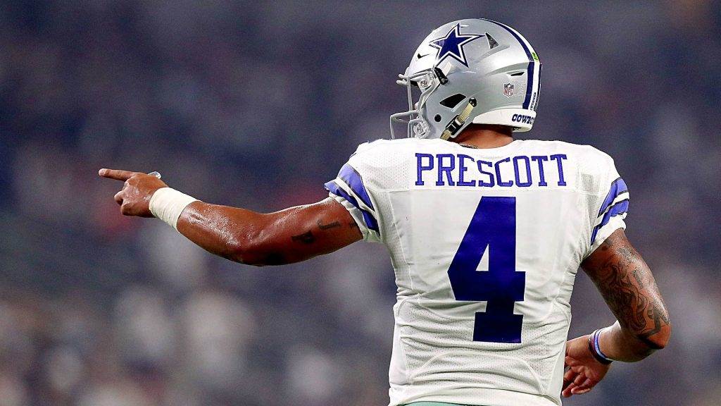 Cowboys en Español: Dak Prescott #14 Según los Jugadores, ¿Realmente Lo Es? 1