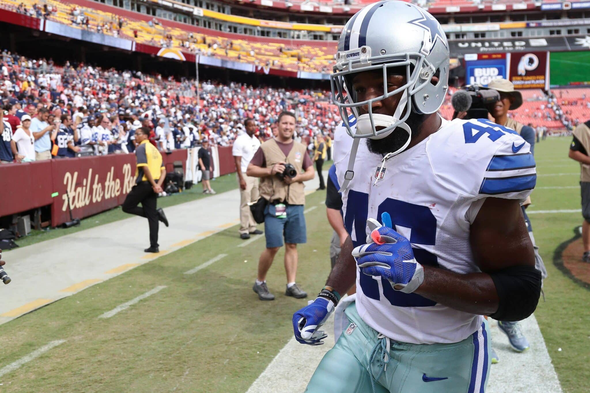 Dallas Cowboys bringing back Alfred Morris with Ezekiel Elliott