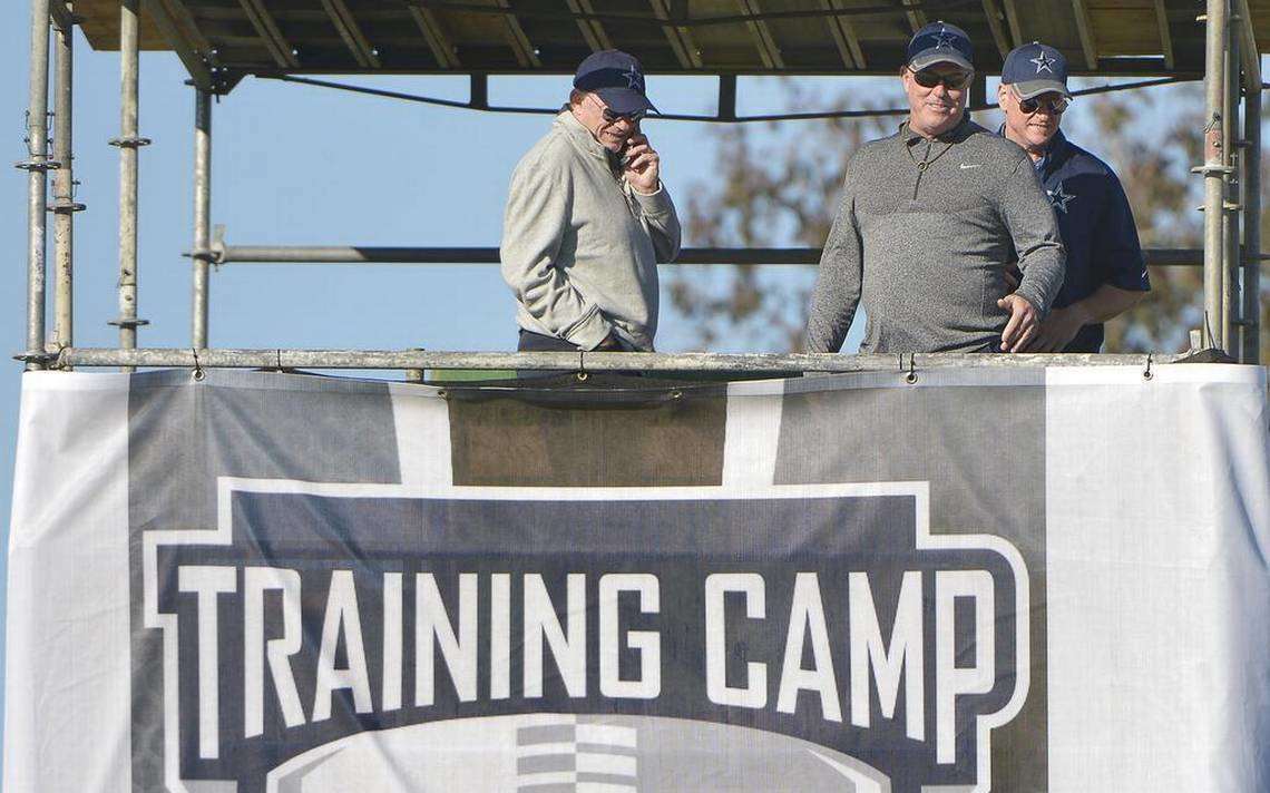 Dallas Cowboys' Larry Allen Jr. (62) participates in drills at the