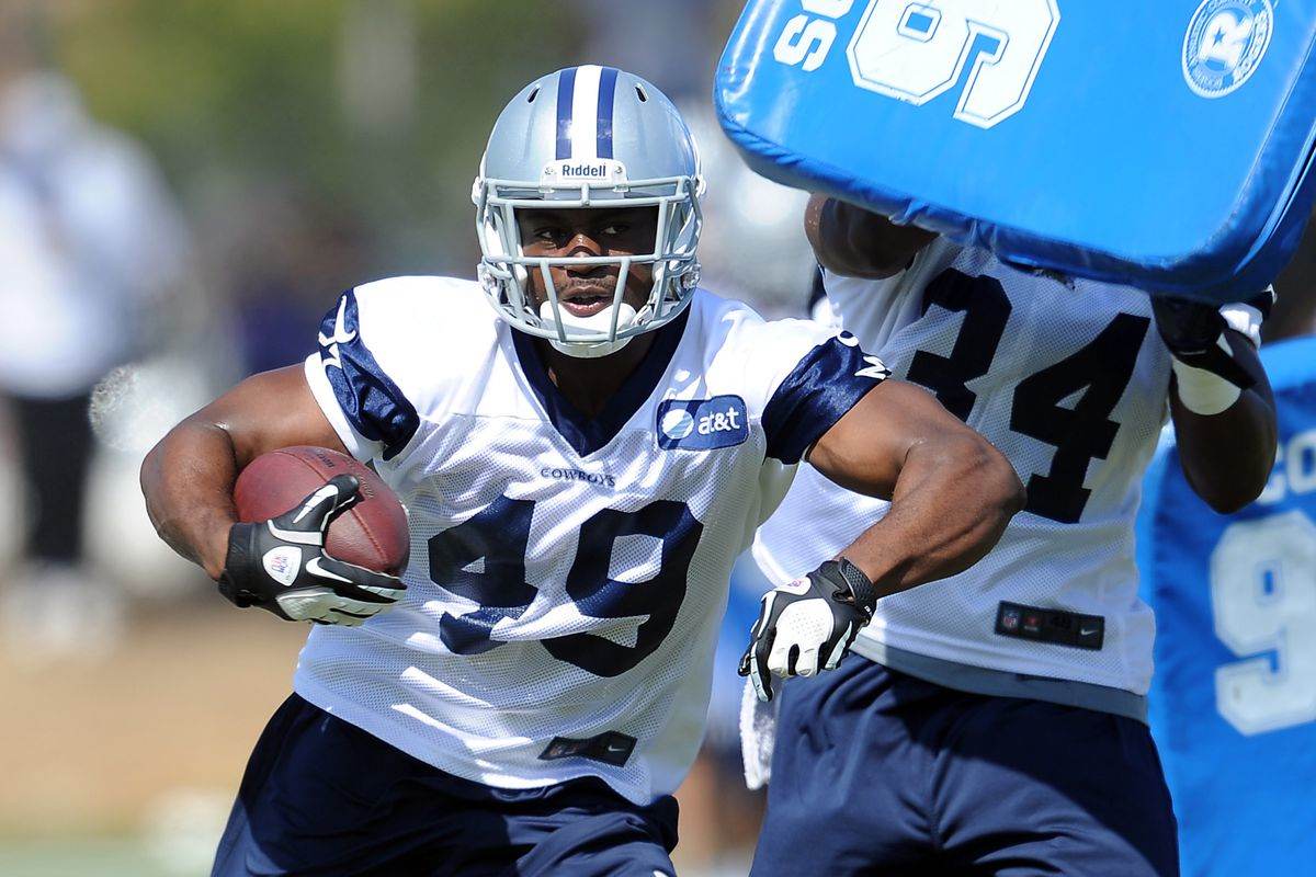 Cowboys Reportedly Re-Sign Fullback Jamize Olawale to New Contract