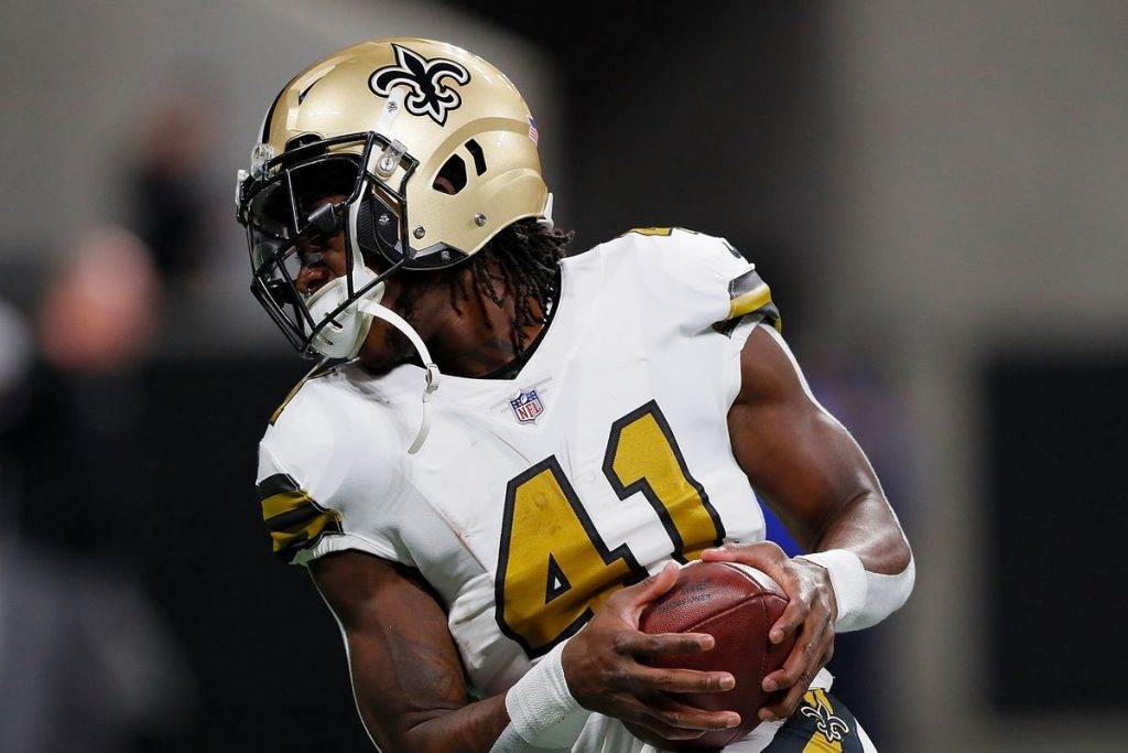 Film Room: Cowboys Young LBs Face Another Test In RB Alvin Kamara