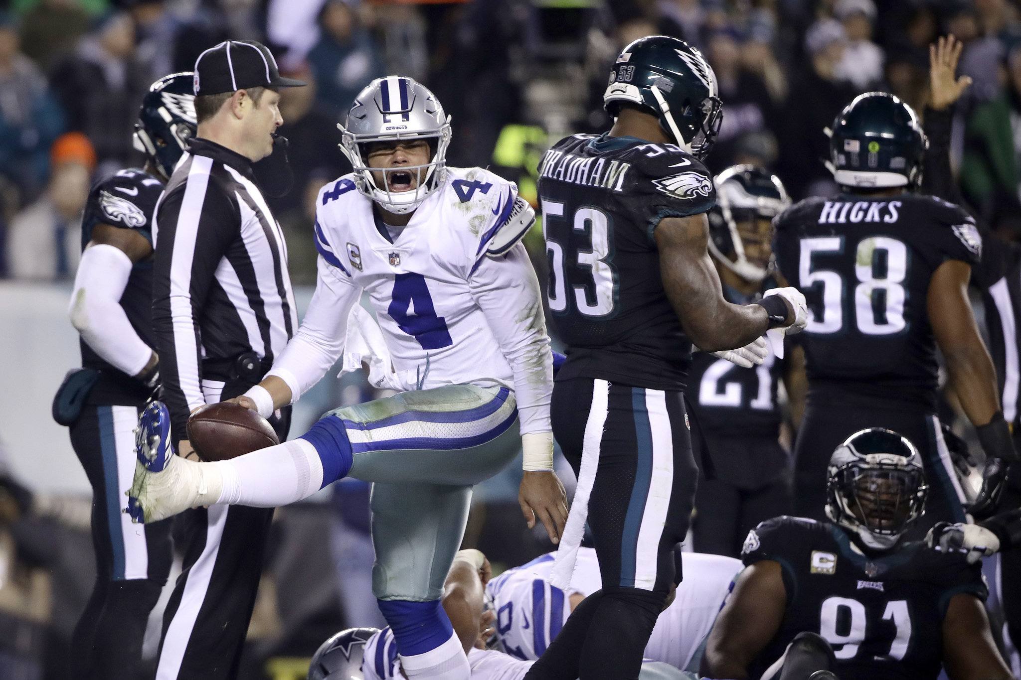 Cowboys, Eagles gear up for playoffs with little at stake