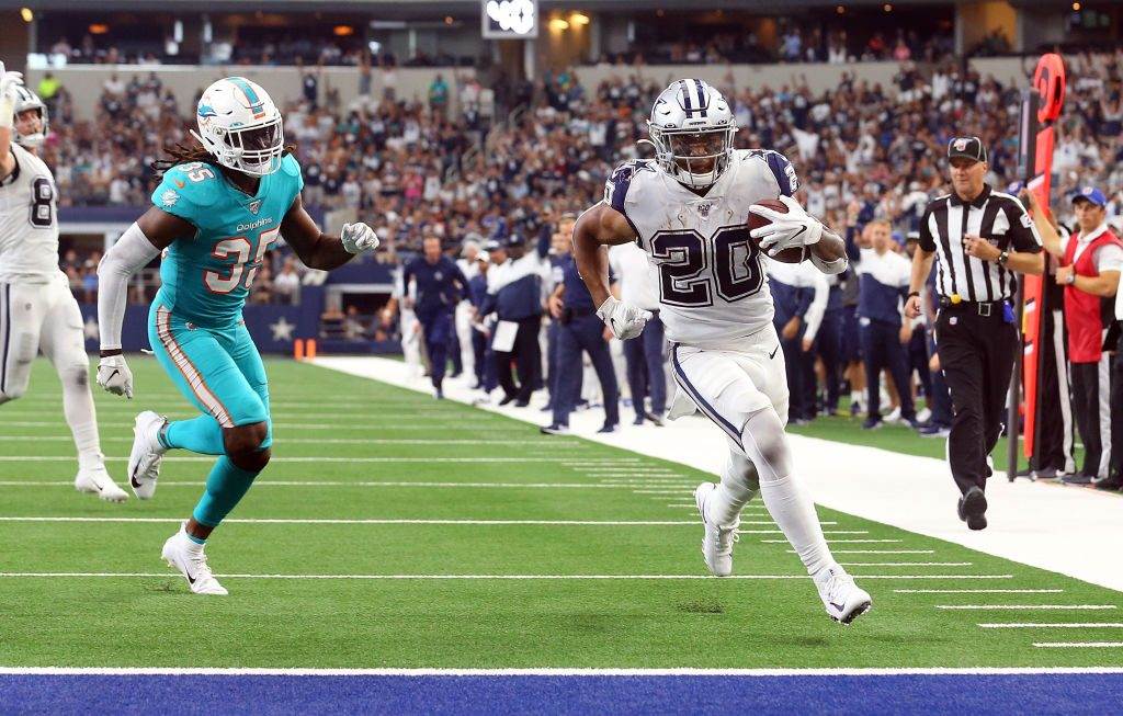 Tony Pollard Steals Zeke's "Closer" Role Against the Miami Dolphins 1