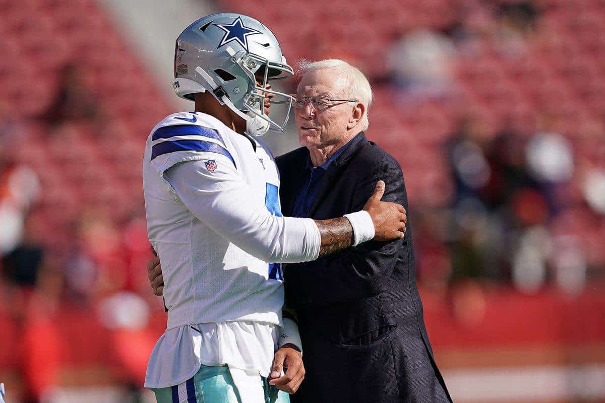 Dak Prescott wished Mississippi State players good luck before