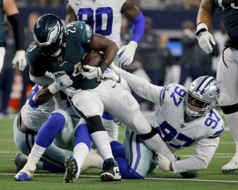 This Defensive Drive Sealed the Game for the Dallas Cowboys 3