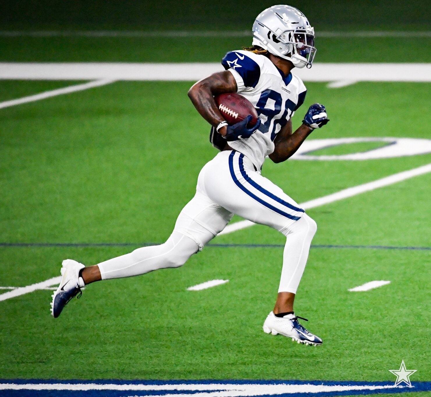 Gallup now 3rd-youngest Cowboys WR to amass 1,000 receiving yards in a  season