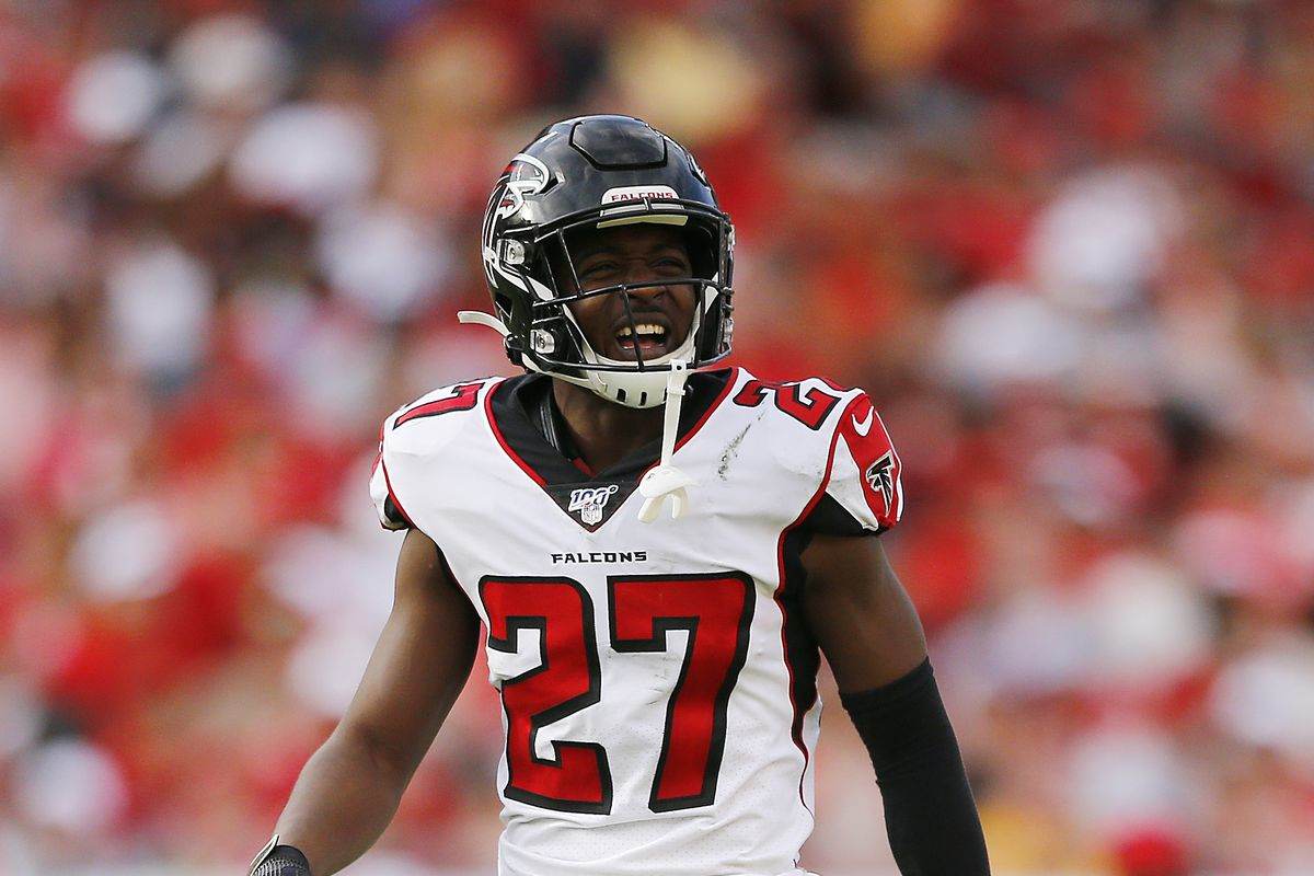 Newly signed Atlanta Falcons LB wastes no time referencing '28-3'