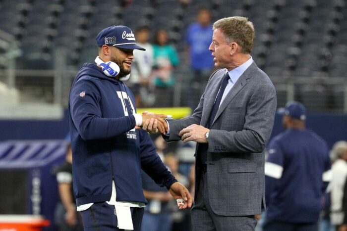 Cowboys Legends Troy Aikman, Drew Pearson Critical of Cowboys Offense in WC Loss