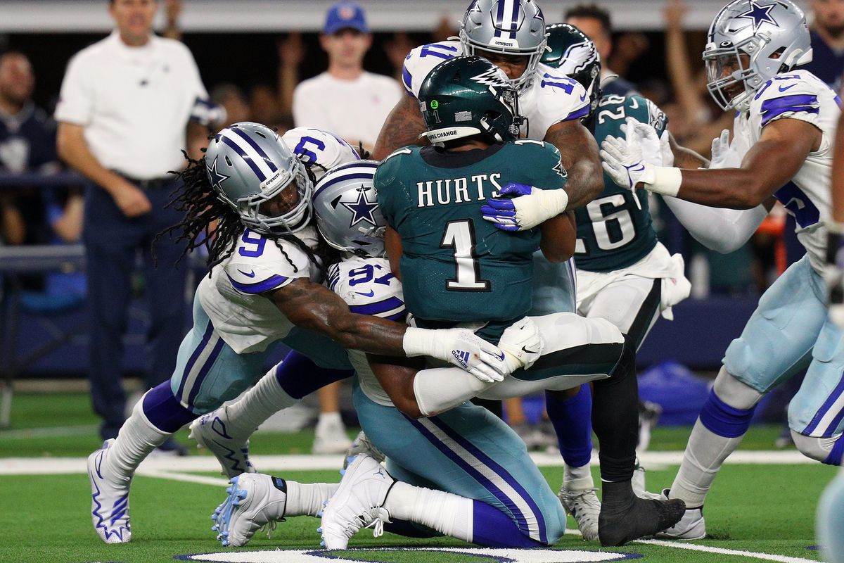 By the Numbers: How the Cowboys Stack Up Against the Eagles