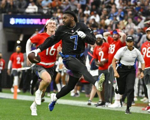 NFC wins revamped Pro Bowl games over AFC 35-33 Sunday