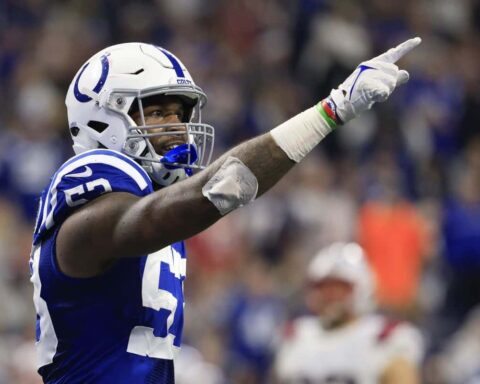 Shaquille Leonard reported to visit the Cowboys sometime this week