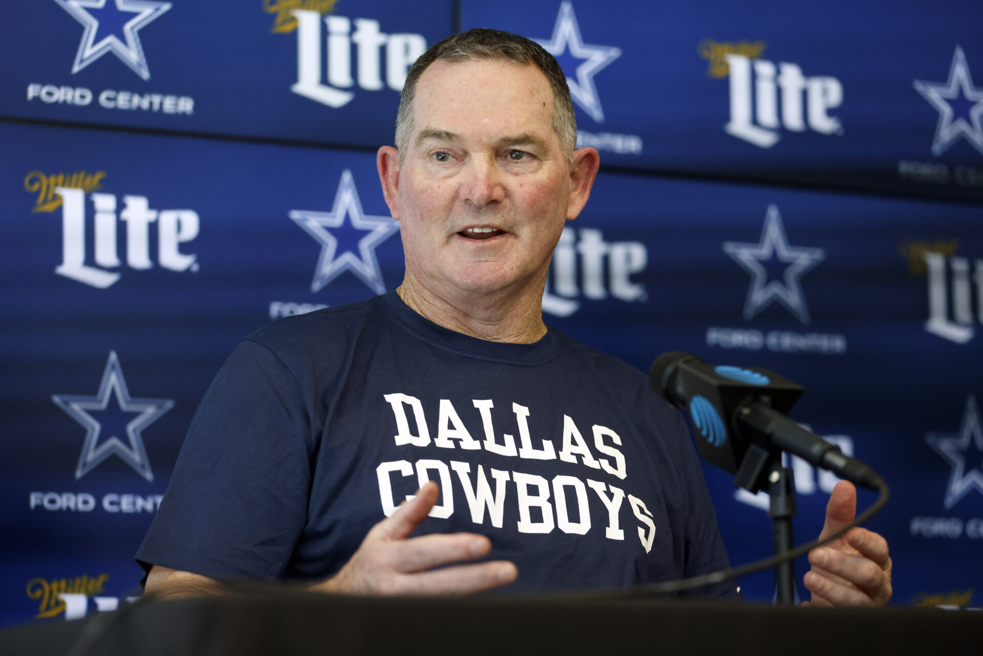 Are the Cowboys setting Mike Zimmer up for failure in 2024?