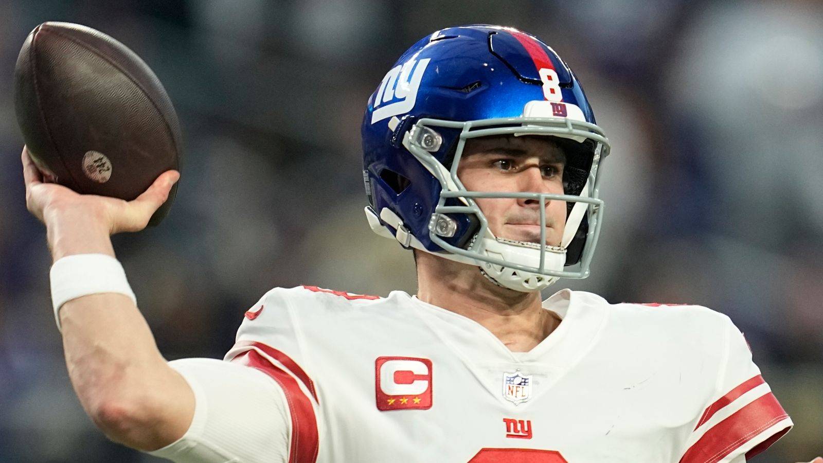 Commanders, Eagles pulling away in NFC East 2