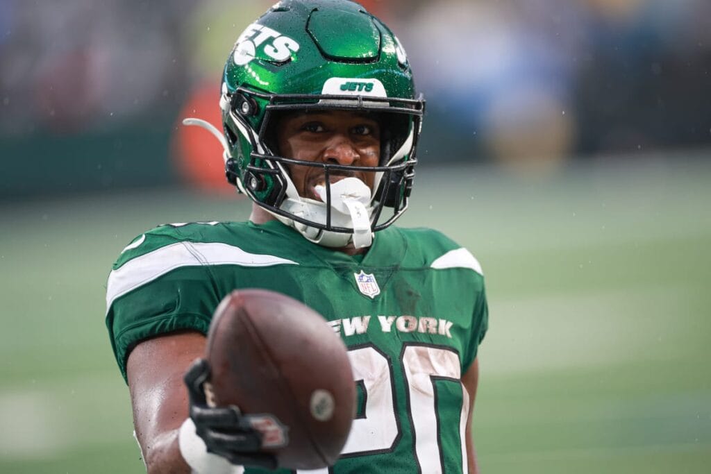 The Cowboys should steer clear of this potentially available player 3
