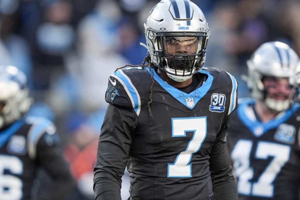 Dallas Cowboys Closing in on Jadeveon Clowney