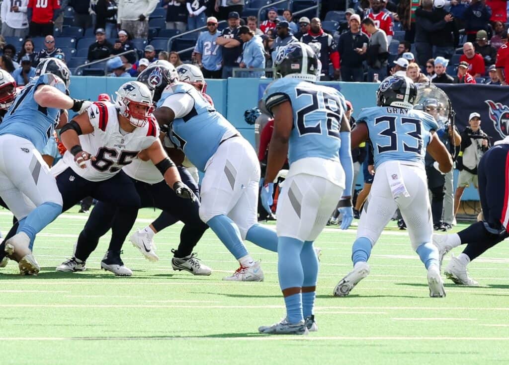 Chance to win 2. Wide receiver for Tennessee Titans in a game against Dallas Cowboys on the football field.