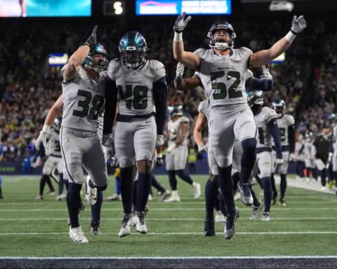 Playoff races continue to be chaotic after Week 16's wild games.