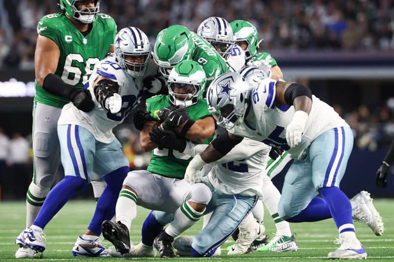 Saquon Barkley was contained by the Dallas Cowboys' run defense