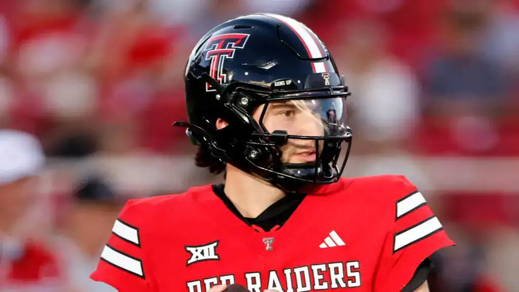Brendan Sorsby to the Cowboys through the 2027 Supplemental Draft? Brendan Sorsby in a red Texas Tech Red Raiders uniform looking across the field before a play