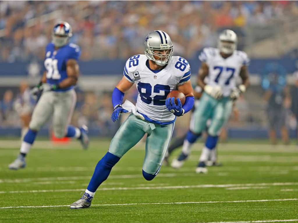 Building the Greatest Cowboys Offense Ever: Legends, Locks, and Tough Calls Jason Witten runs after the catch for the Dallas Cowboys in an all-time Cowboys offense roster discussion