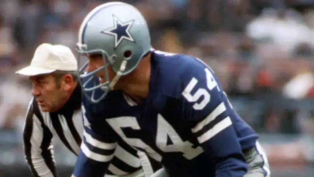 Chuck Howley lines up for the Dallas Cowboys as part of Cowboys Meanest All-Time Defense: 11 Players to Bring Punishment
