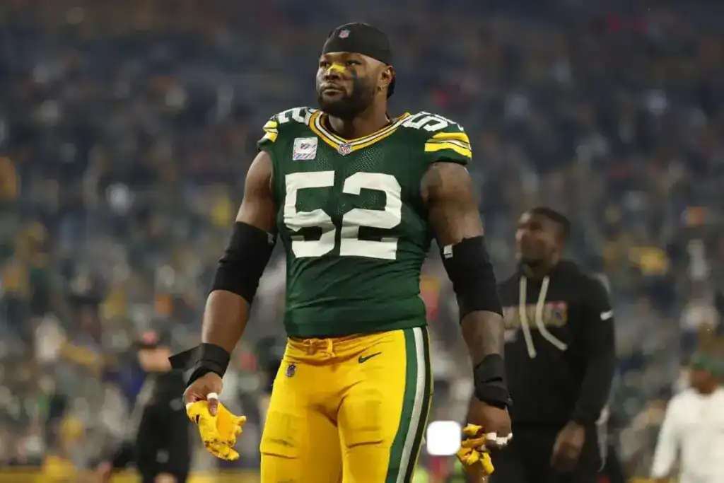 Dallas Cowboys linebacker Rashan Gary stands on the field as a comparison point for the Cowboys’ pass-rush outlook in 2026.