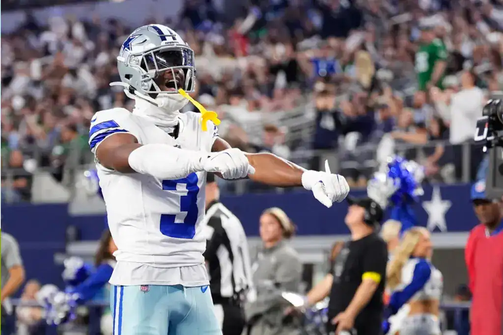 Stephen Jones Raises Questions About George Pickens Contract Dallas Cowboys wide receiver George Pickens celebrates after a big catch.