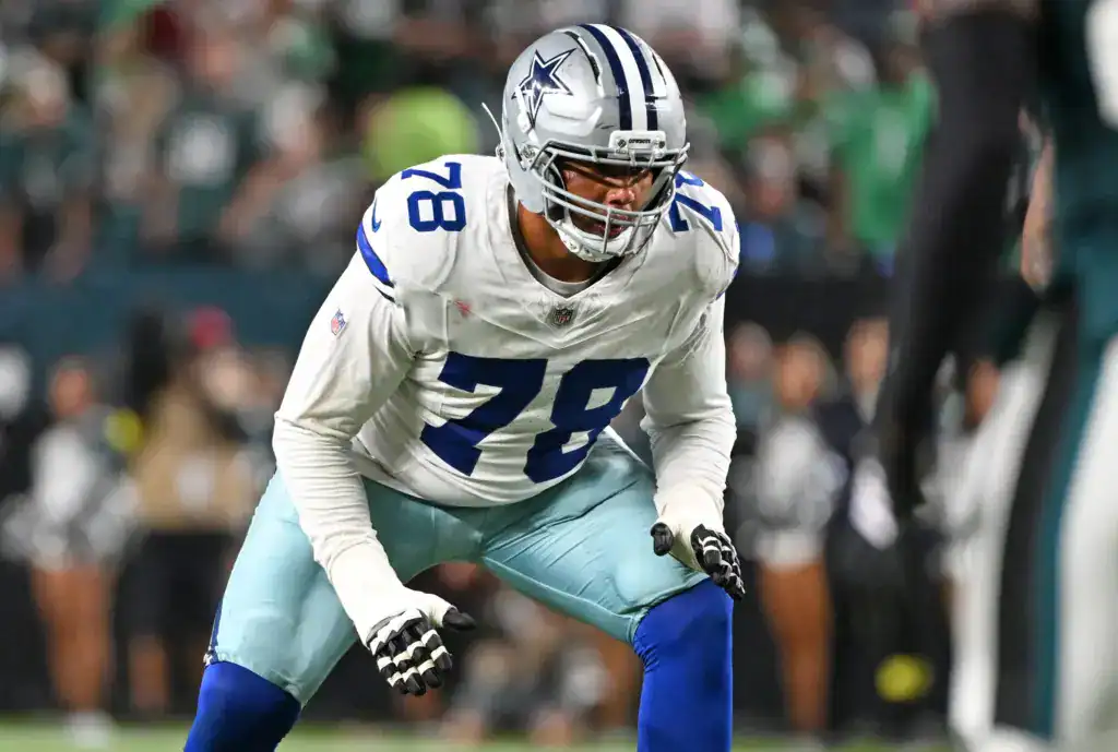 Cowboys right tackle Terence Steele getting set against the Philadelphia Eagles.