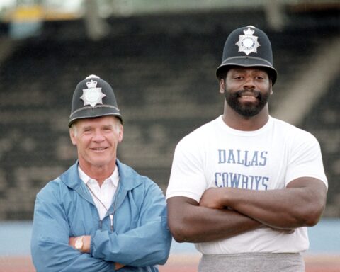 Cowboys Blog - Too Tall Is Too Good, #72 Belongs To Ed Jones 3