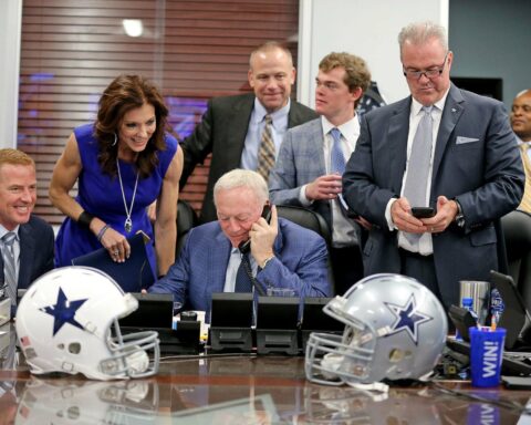 Dallas Cowboys Hold 28th Overall Pick in 2017 NFL Draft 1