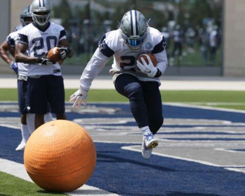 Breaking Down Cowboys RB Position After Ronnie Hillman's Addition 1