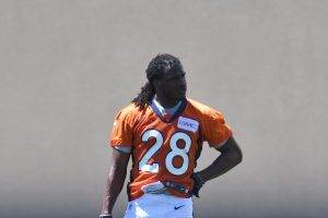 Could RB Jamaal Charles Become An Option For The Cowboys? 1