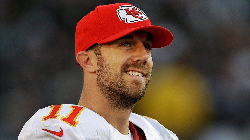 Rival Redskins Trade for QB Alex Smith; Kirk Cousins Out
