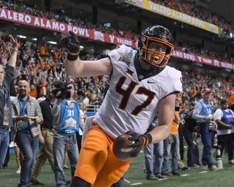 TE Blake Jarwin