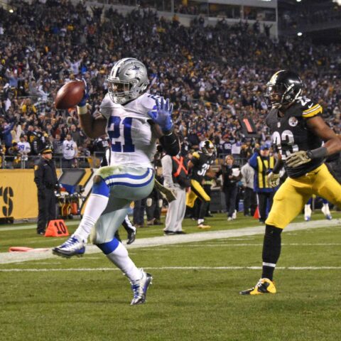 Cowboys, Elliott Should Be Keeping Close Tabs on Le'Veon's Situation