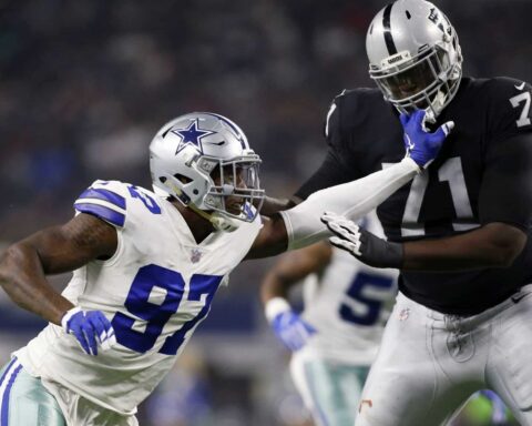 Despite Late Push in Year One, Will Taco Charlton Struggle to See the Field in 2018? 1