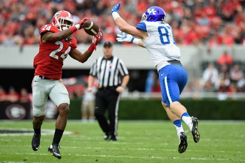 Cowboys Sign S Dominick Sanders, DT Caraun Reid, Plus Other Moves