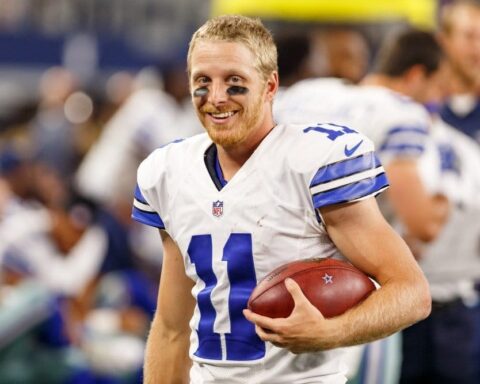 Is Dallas Considering Extending WR Cole Beasley's Contract?