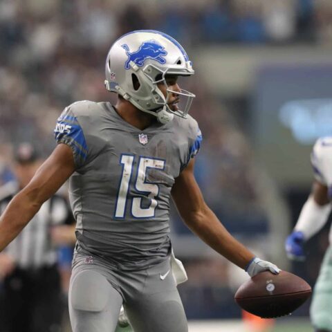 Cowboys' Pass Defense Shows Flaws in Win over Lions 1