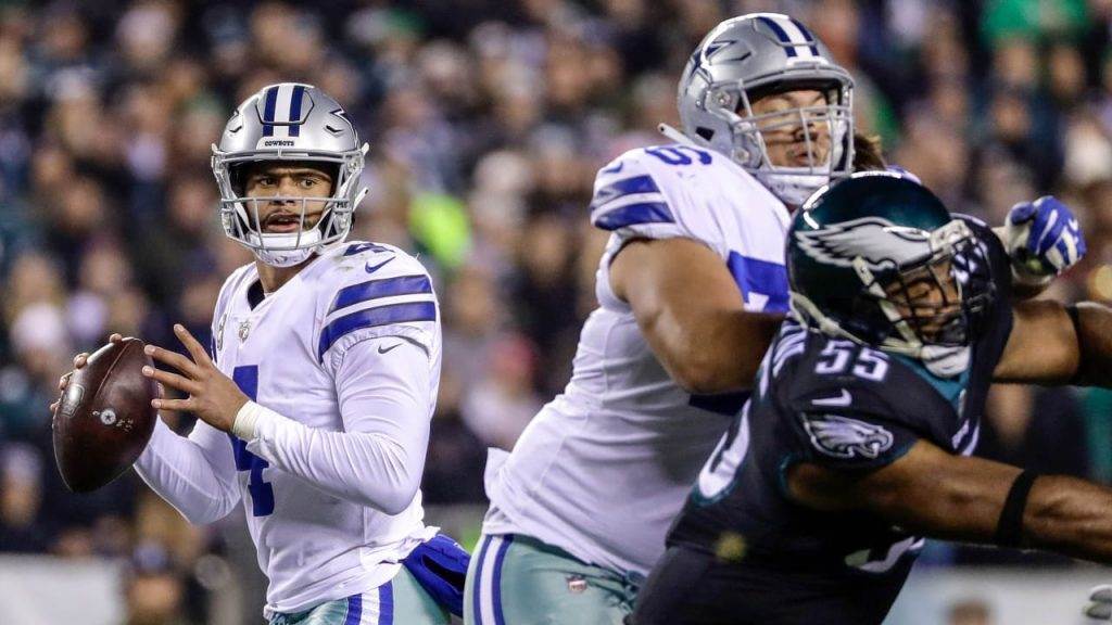 Should Cowboys Stick With Xavier Su’a-Filo at Left Guard?