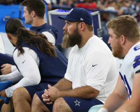 Travis Frederick Regains Strength in Hands, Influence in Cowboys OL Room 1