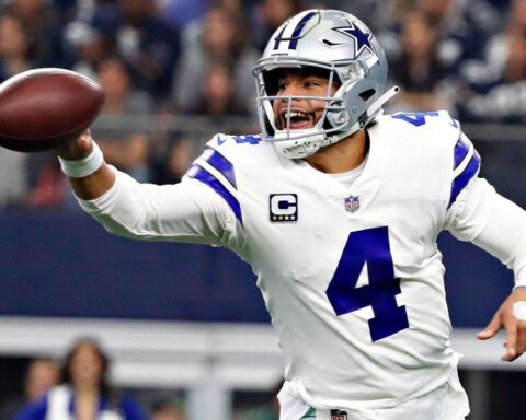 Dak Prescott Clutch in 4th Quarter & OT in Win Over Eagles 3