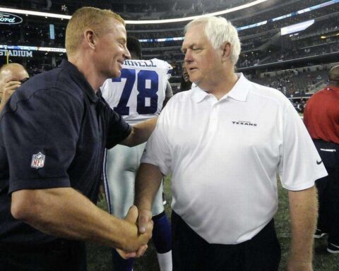 Rams DC Phillips: "Jason Garrett Has Done A Tremendous Job with Cowboys" 1