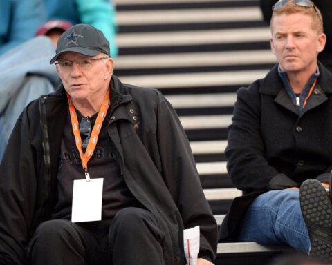 Jerry Jones, Jason Garrett