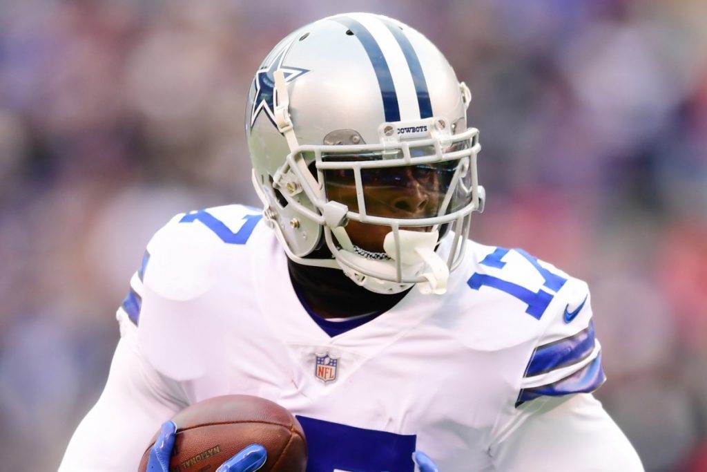 REPORT: Cowboys Keeping OL Joe Looney, WR Tavon Austin, WR Allen Hurns in 2019