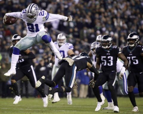 Ezekiel Elliott, Eagles