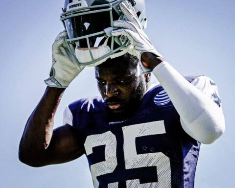 Xavier Woods' Ascension Will Make Everyone Forget About Earl Thomas 1