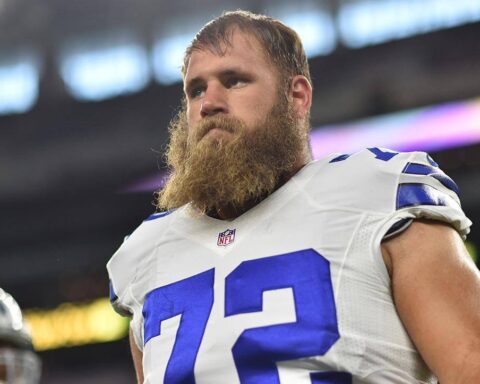 Cowboys C Travis Frederick Sees First Game Action Since 2018 Preseason